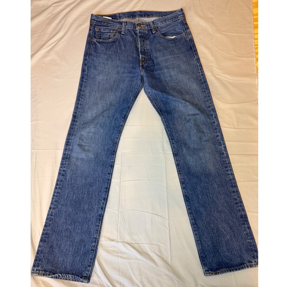 Levi's 501 Original Fit Jeans Mens 31x32 Blue Button Fly Straight Leg Americana